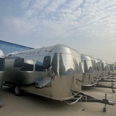 110V/220V 전압 야외 부엌 급식 트럭 트레일러 요리 장비