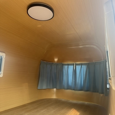 110V/220V 전압 야외 부엌 급식 트럭 트레일러 요리 장비