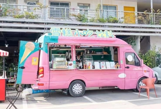 스트리트 푸드 키오스크 커피 카트 전체 부엌과 냉장고 냉장고 기계